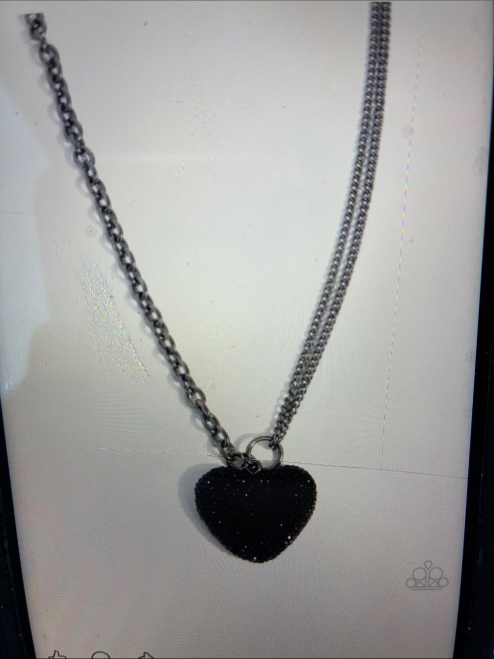 Dainty Black Heart Pendant Necklace for Women